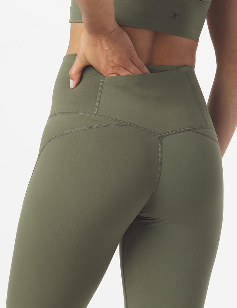 NWT selling GLYDER HIGH WAIST LEGGINGS 1XL/read description for size information