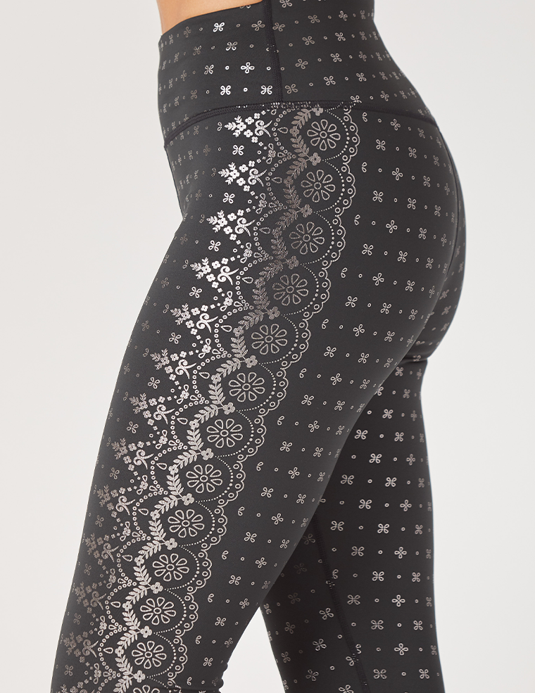 Black And White Baroque Print Knit Leggings | CY Boutique | SilkFred US
